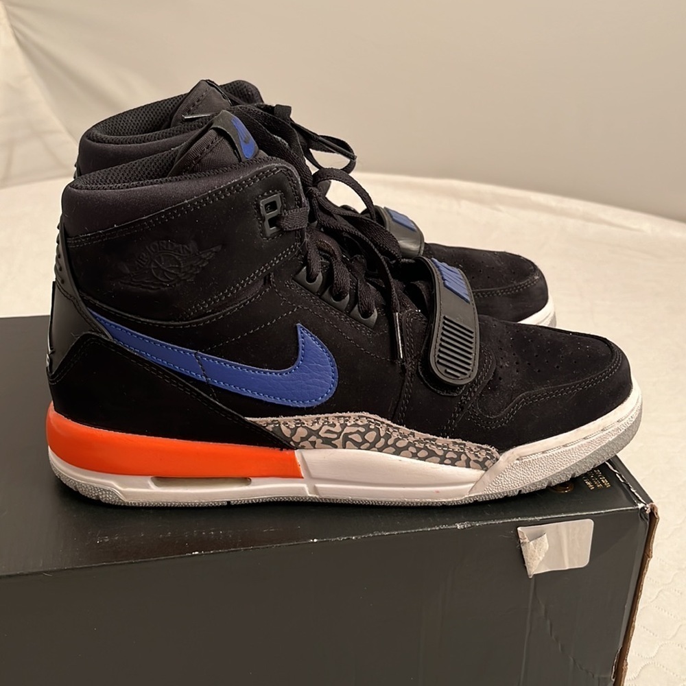 Air Jordan Legacy 312 GS Black Rush Blue Orange swoosh AT4040-048